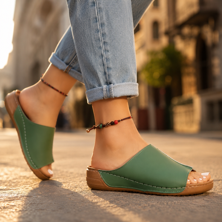 Roxelle Cushioned Wedge Slide Sandals