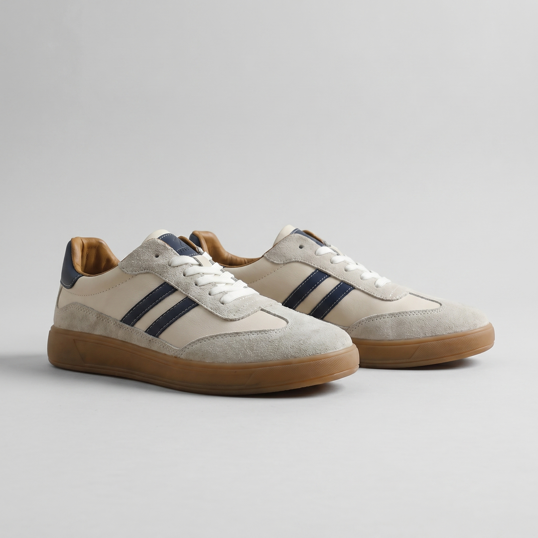 Tobias Retro Lace-Up Sneakers