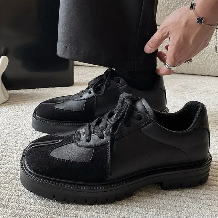 Alaric Split Toe Sneaker