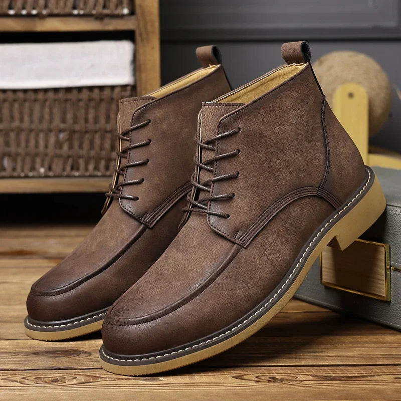 Hollis Moc Toe Chukka