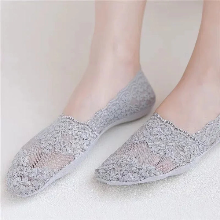Hadley Cotton Floral Lace No-Show Socks