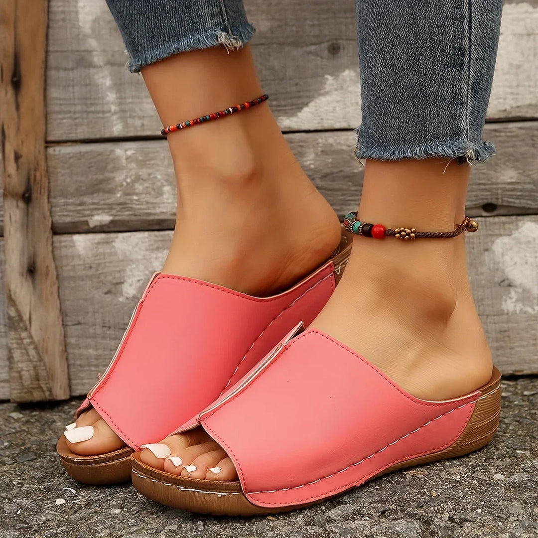Roxelle Cushioned Wedge Slide Sandals