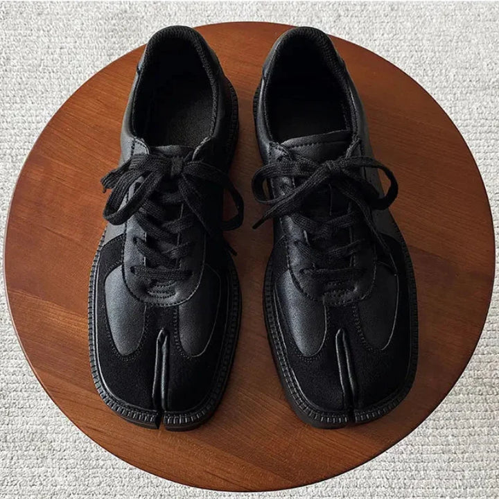 Alaric Split Toe Sneaker