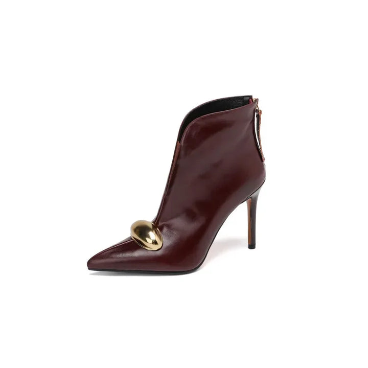Hollis Pointed Toe Ankle Boot