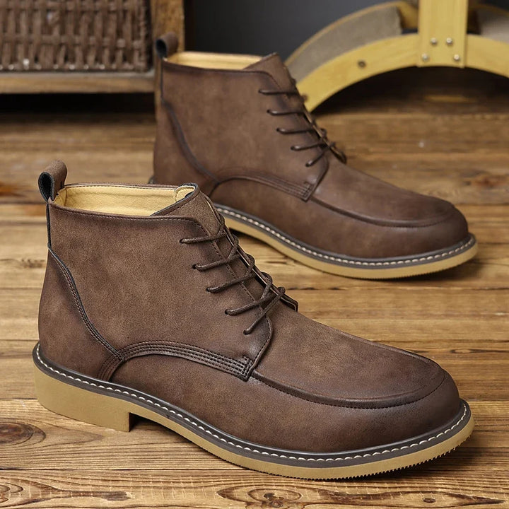 Hollis Moc Toe Chukka