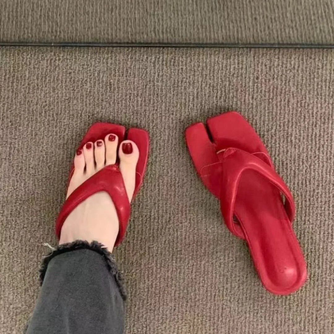 Fiorella Cushioned Flip Flops