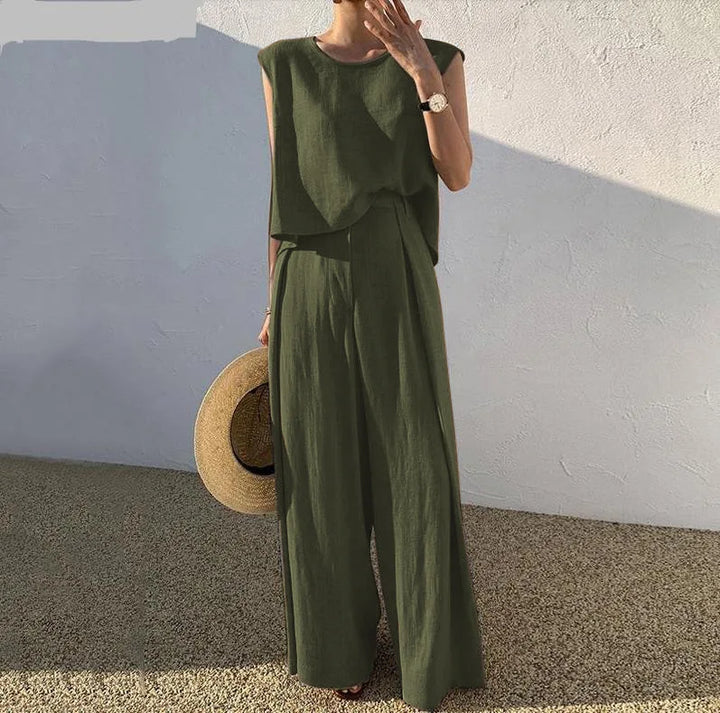 Emilia Chic Relaxed Linen Set