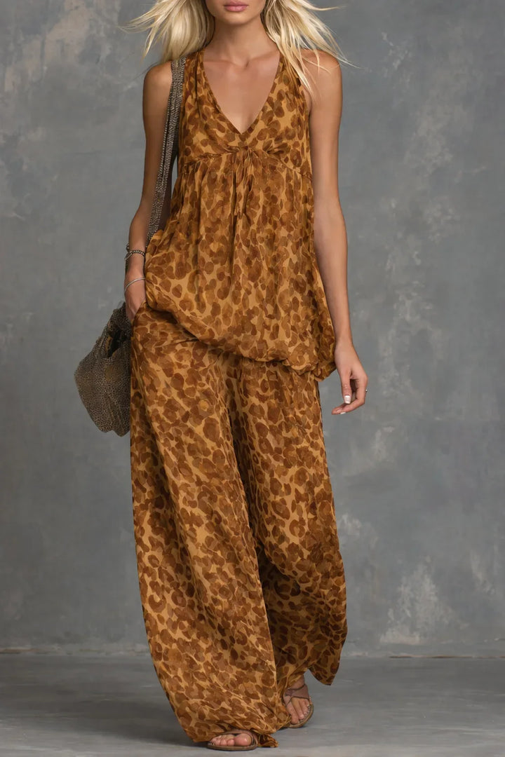 Zelira V-Neck Leopard Matching Set