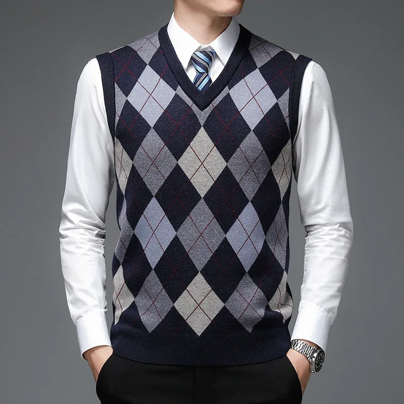 Everett Argyle Sweater Vest