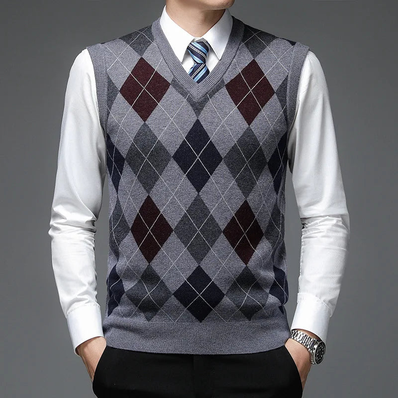 Everett Argyle Sweater Vest