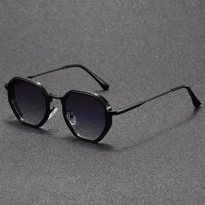 Jared Retro Round Sunglasses