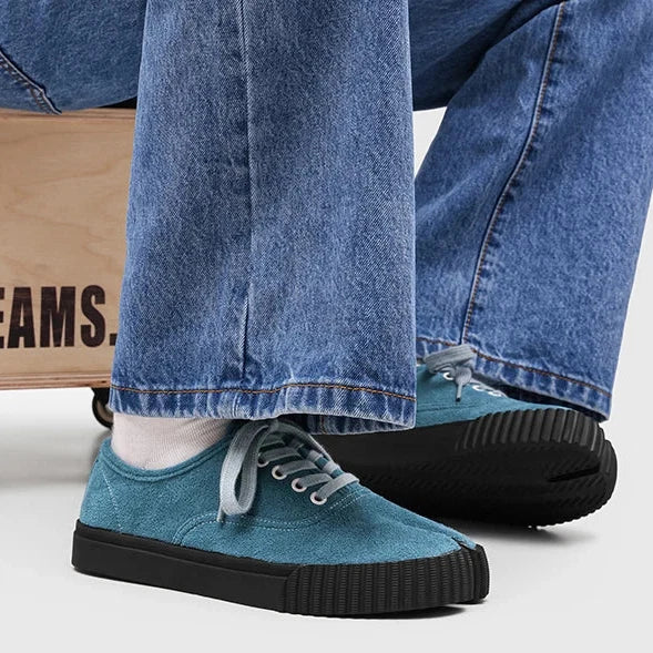 Nolan Textured Split Toe Shoes