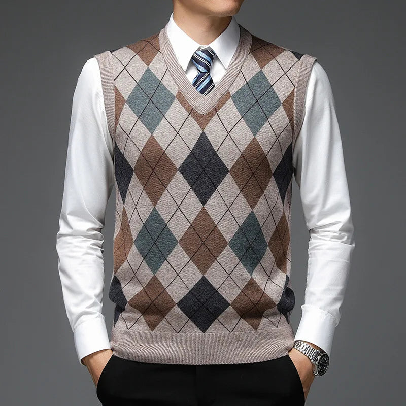 Everett Argyle Sweater Vest