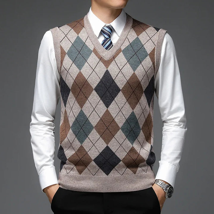 Everett Argyle Sweater Vest