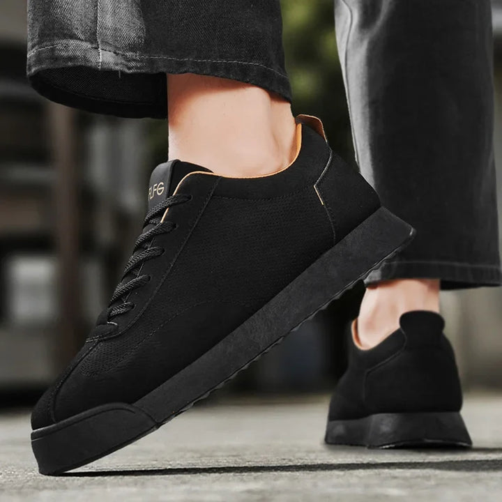 Ambrose Low Top Sneaker