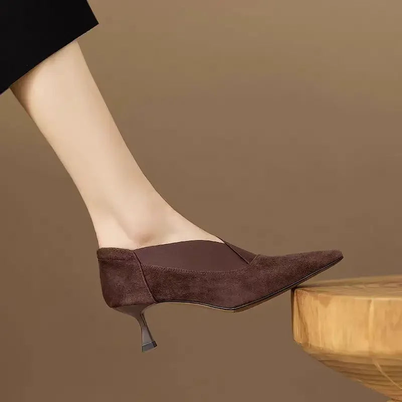 Maribel Kitten Heel Pump