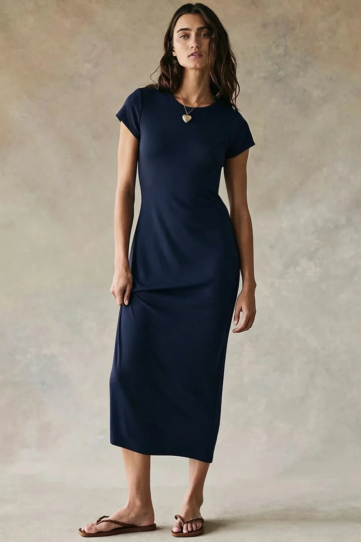Clara Elegant Relaxed Midi Dress