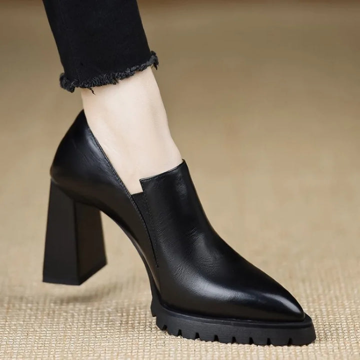 Thalia Block Heel Pump
