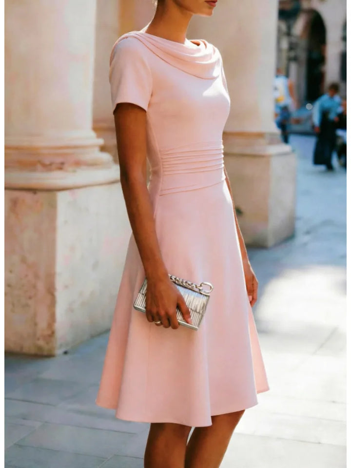 Layla Elegant Relaxed Midi Dress