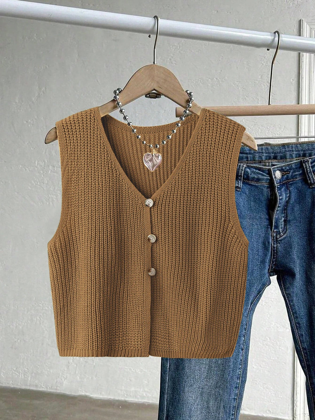 Grace Sleeveless V Neck Cardigan