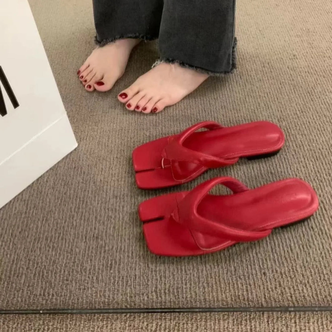Fiorella Cushioned Flip Flops