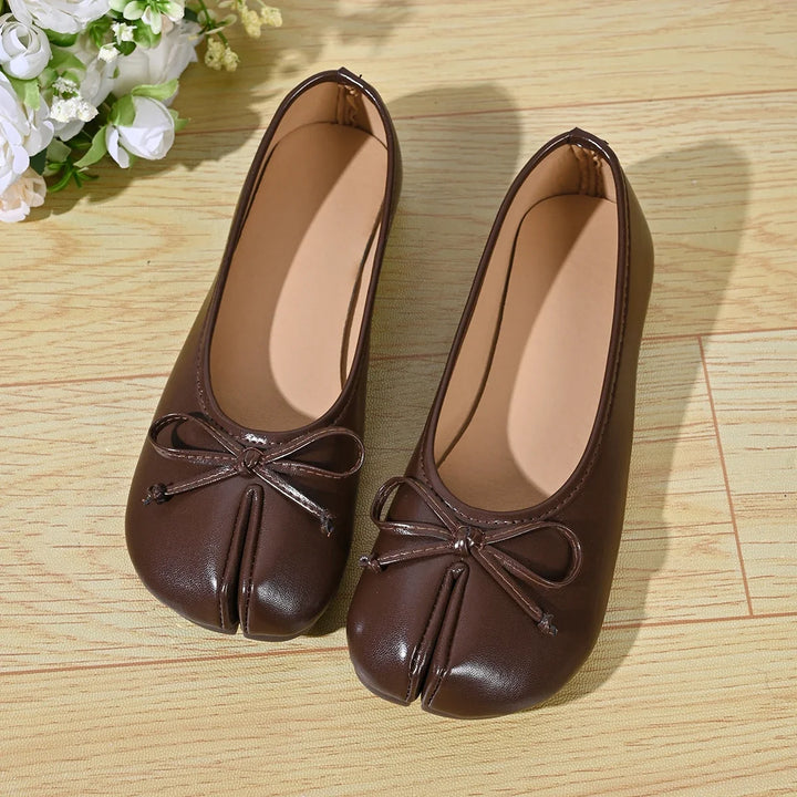 Raphaela Split Toe Ballet Flats