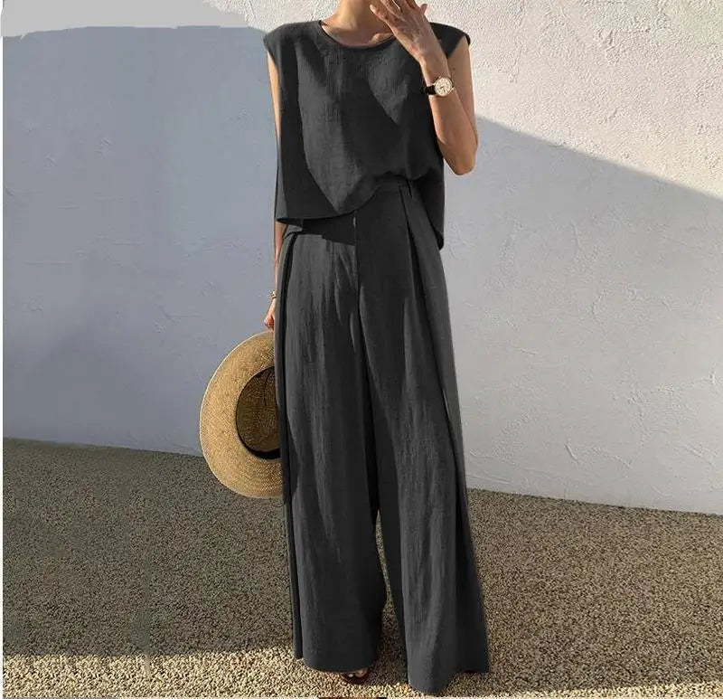 Emilia Chic Relaxed Linen Set