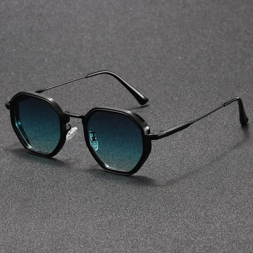 Jared Retro Round Sunglasses