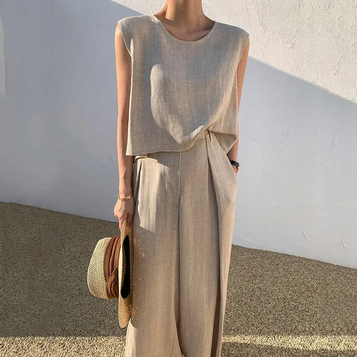 Emilia Chic Relaxed Linen Set
