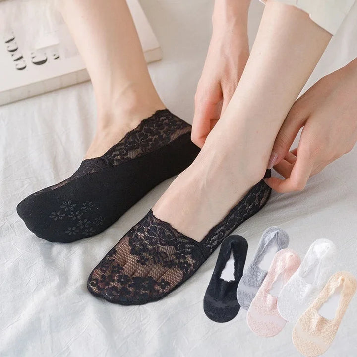 Hadley Cotton Floral Lace No-Show Socks