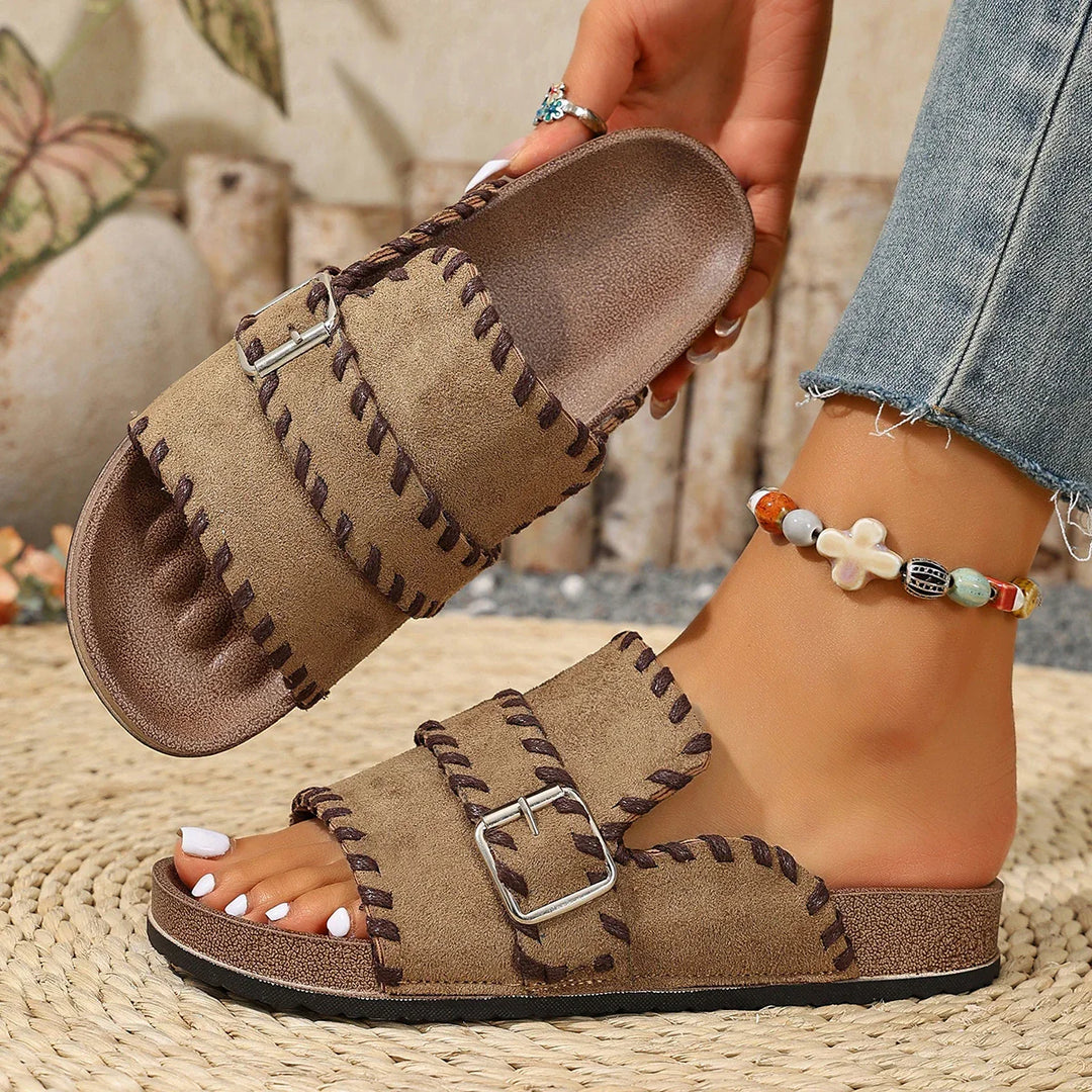 Bailey Cushioned Adjustable Slippers