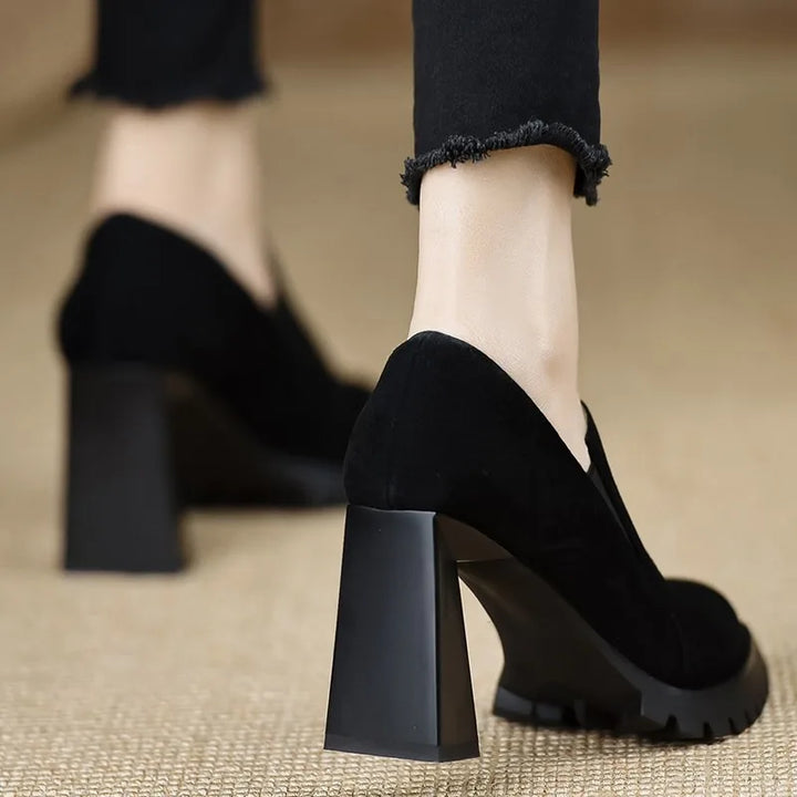 Thalia Block Heel Pump