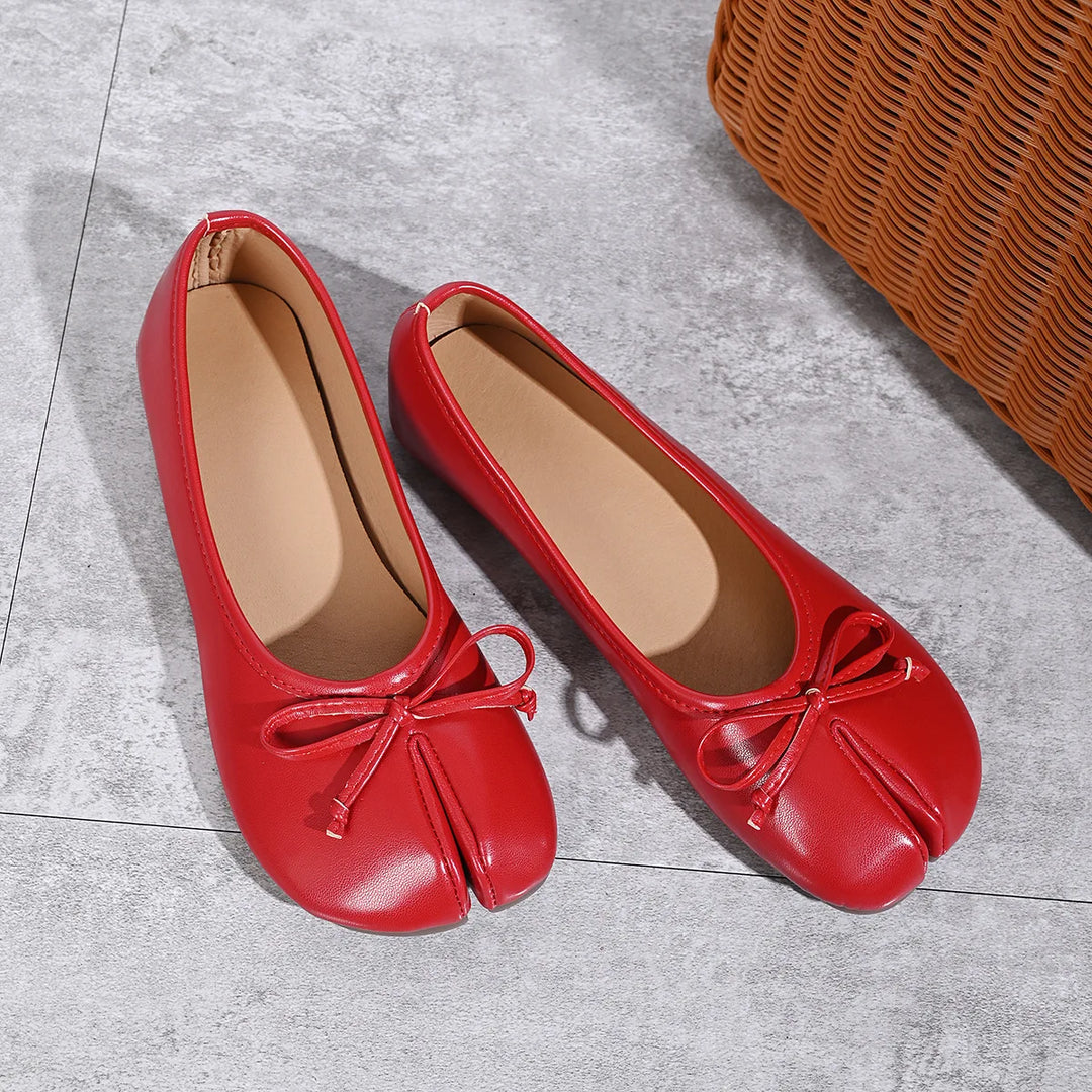 Raphaela Split Toe Ballet Flats