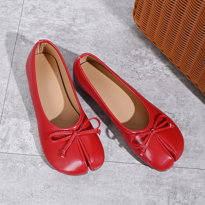 Raphaela Split Toe Ballet Flats