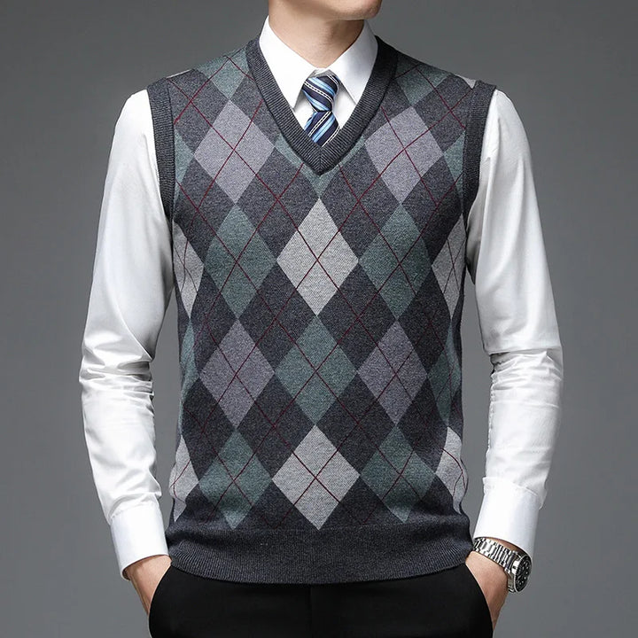 Everett Argyle Sweater Vest
