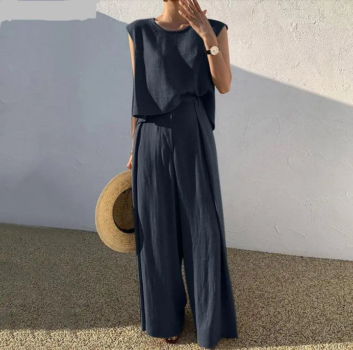 Emilia Chic Relaxed Linen Set