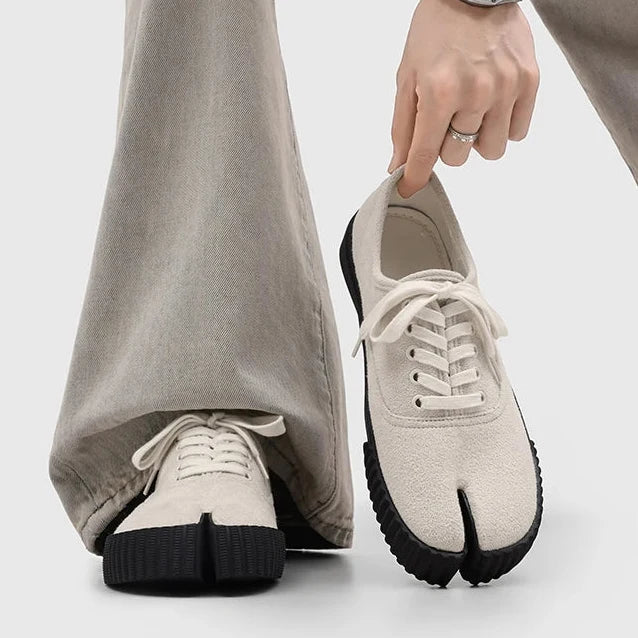 Nolan Textured Split Toe Shoes