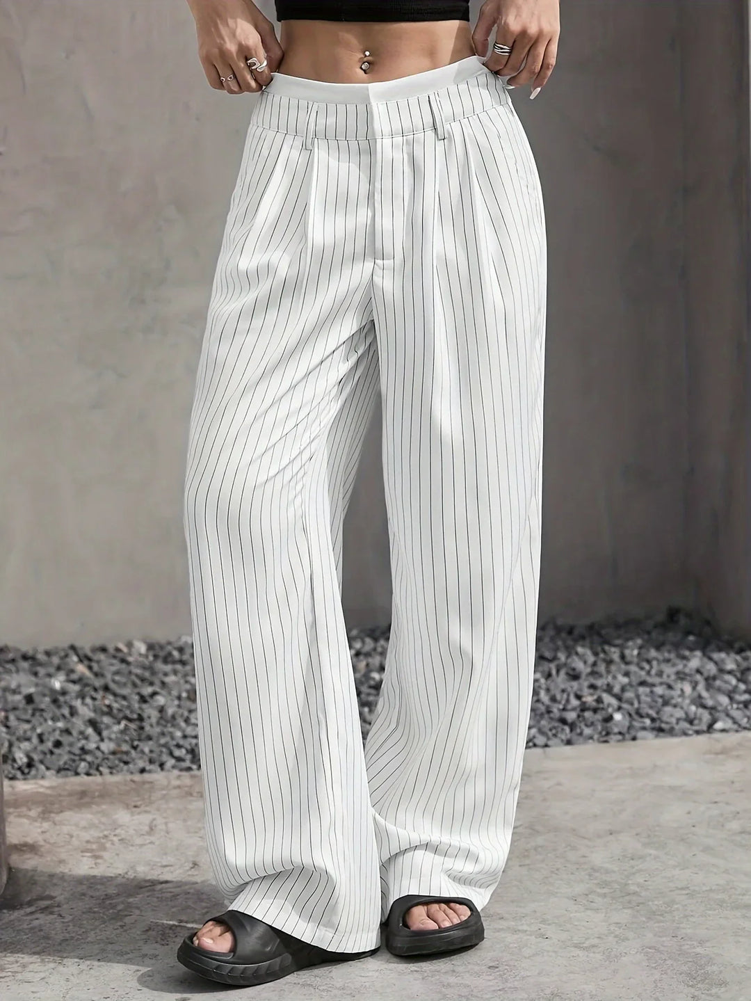 Emiara Classic Striped Pants