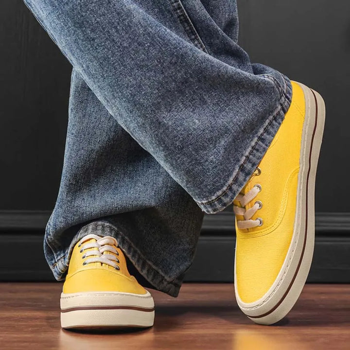 Tommy Canvas Sneakers