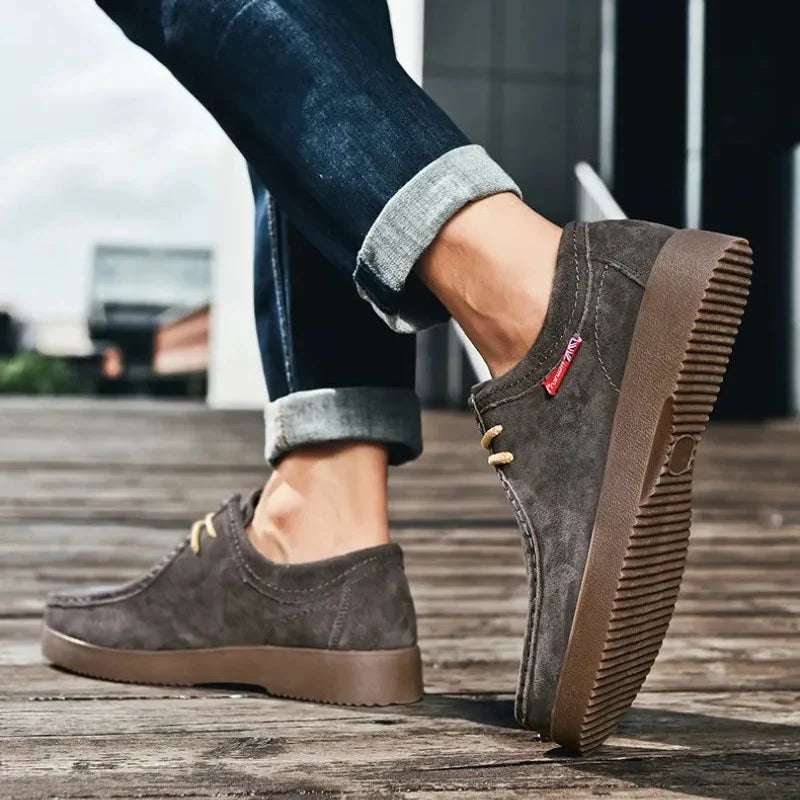 Cassian Toe Walking Shoes