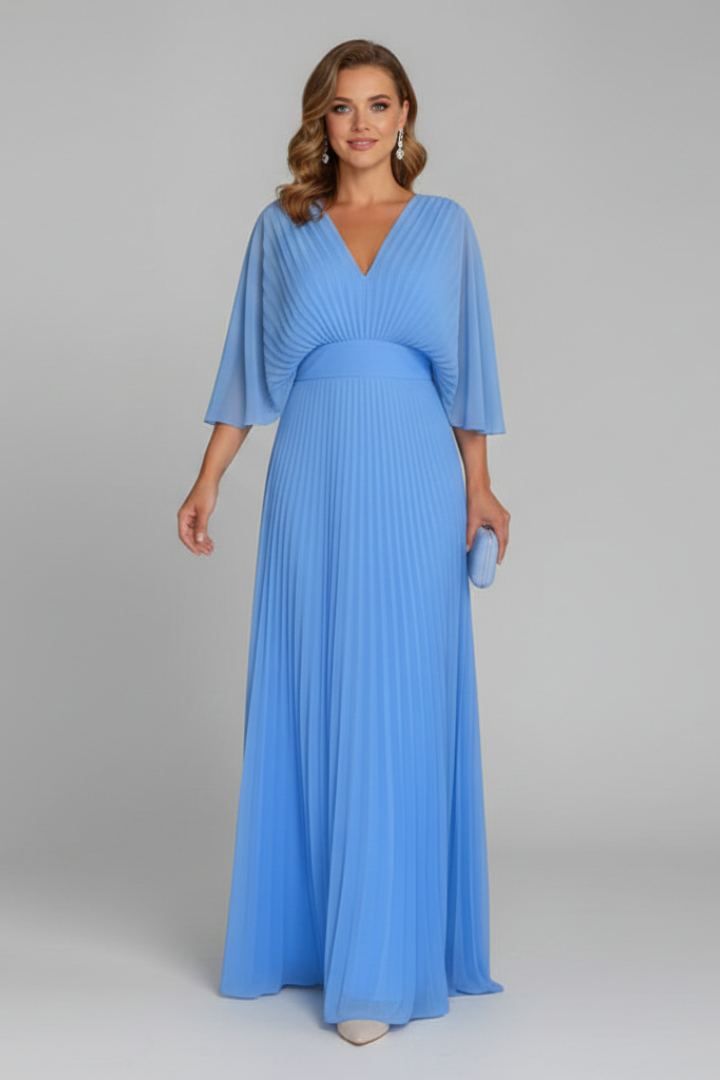Celinae Dress with V-Neckline and Pleated Maxi Skirt