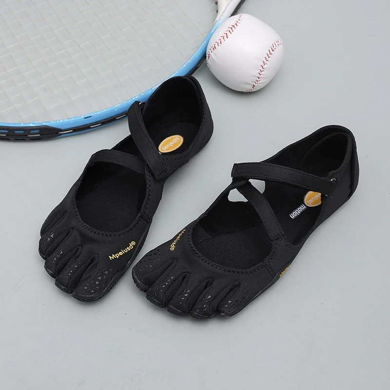 Agnes Five Toe Shoes