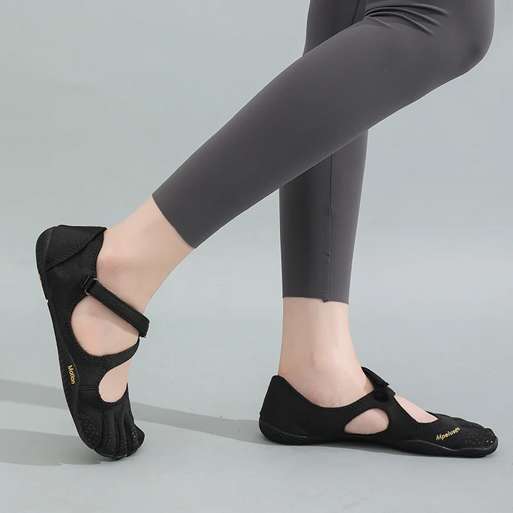 Agnes Five Toe Shoes