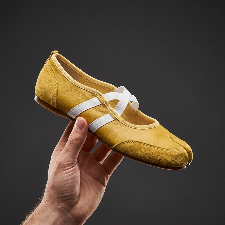Alisha Split Toe Ballet Flats