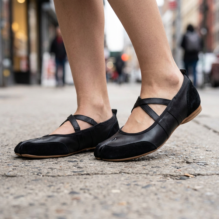 Alisha Split Toe Ballet Flats