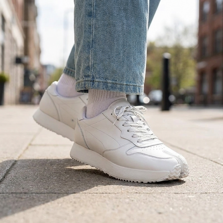 Shelby Split Toe Training Shoes