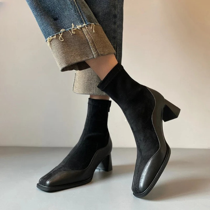 Petronella Square Toe Boots